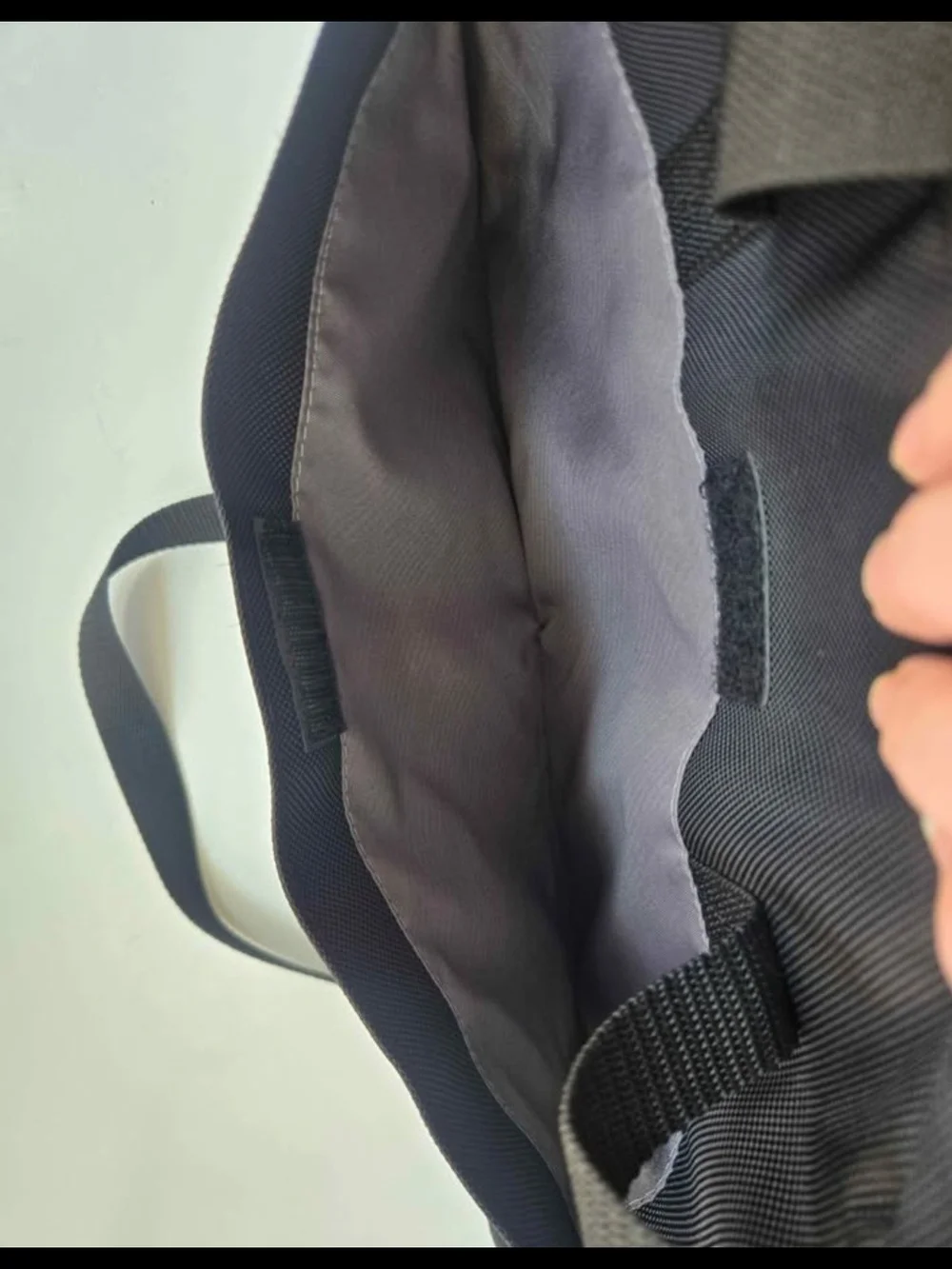 Samsonite Black Nylon Slim Briefcase Messenger Laptop Business Office Bag